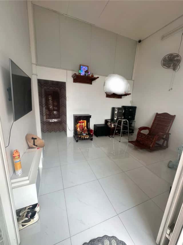 Bán căn hộ chung cư Căn 348 (Lầu 3) Chung cư Hào Huê Quận 5, TP.HCM – 2 phòng ngủ, giá 3.2 tỷ