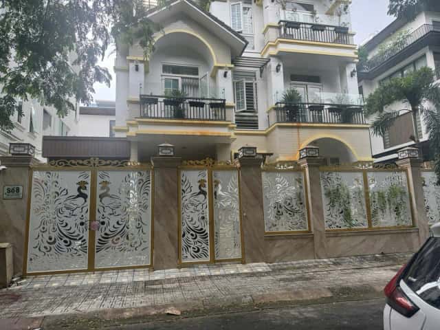 Bán nhà hẻm Diệp Minh Tuyền  Thành phố Thủ Đức, TP.HCM – 9 phòng ngủ, giá 35 tỷ