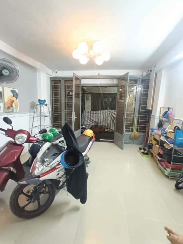 Bán nhà hẻm 100/87 Dương Bá Trạc Quận 8, TP.HCM – 6 phòng ngủ, giá 8.3 tỷ