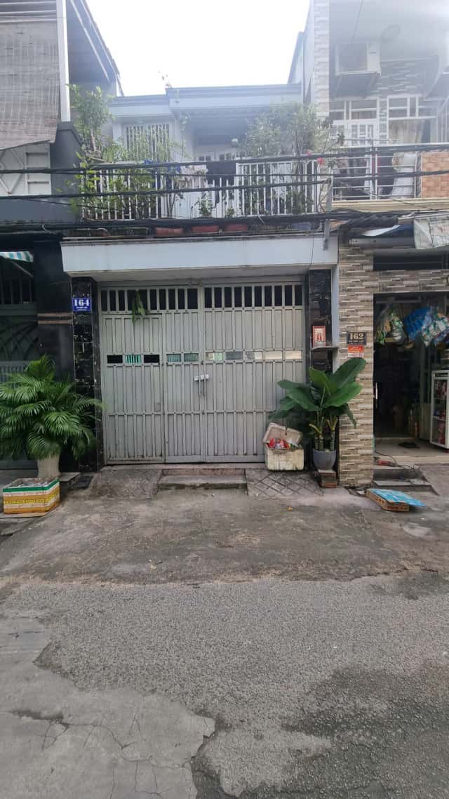 Bán nhà mặt tiền Đô Đốc Lộc Quận Tân Phú, TP.HCM – 3 phòng ngủ, giá 7.2 tỷ