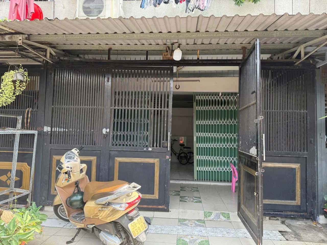 Bán căn hộ chung cư Căn hộ 007 Lô G Chung cư Lạc Long Quân Quận 11, TP.HCM – 1 phòng ngủ, giá 3.7 tỷ