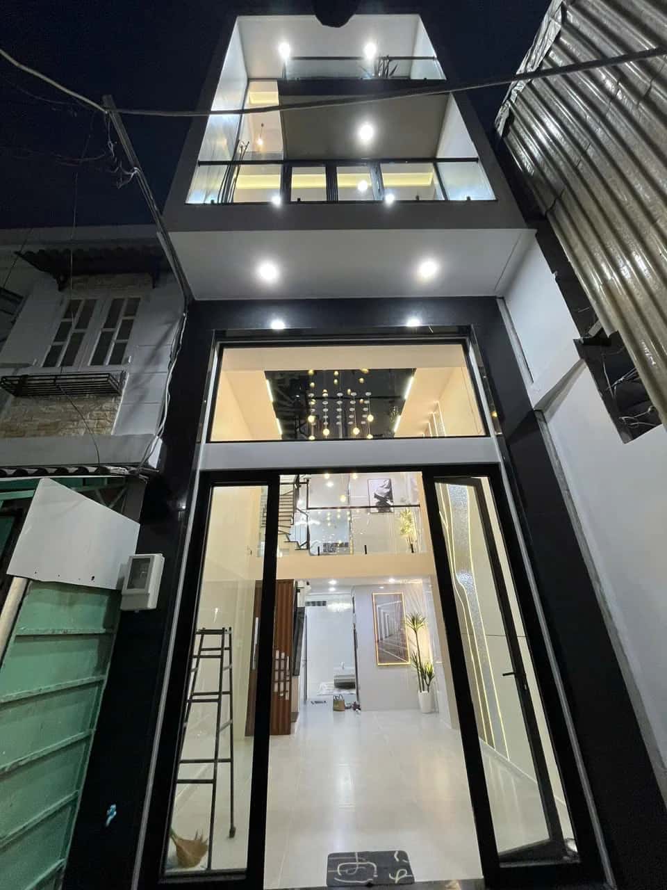 Bán nhà hẻm 106B/125 Lạc Long Quân  Quận 11, TP.HCM – 4 phòng ngủ, giá 8.7 tỷ
