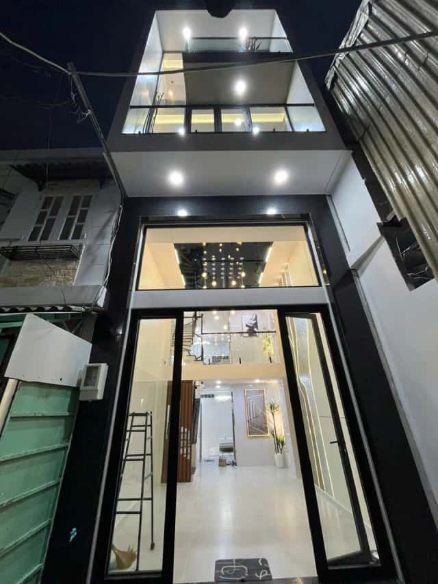 Bán nhà hẻm 106B/125 Lạc Long Quân Quận 11, TP.HCM – 4 phòng ngủ, giá 8.7 tỷ Bán nhà hẻm 106B/125 Lạc Long Quân Quận 11, TP.HCM – 4 phòng ngủ, giá 8.7 tỷ