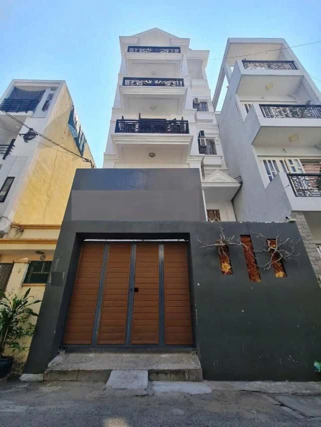 Bán nhà hẻm Thành Thái Quận 10, TP.HCM – 9 phòng ngủ, giá 25 tỷ