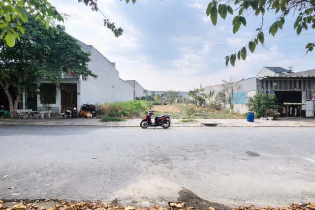 Bán đất Thửa 1427 - tờ 6 đường D8, khu phố Tân Hiệp Thành phố Dĩ An, Bình Dương – giá 4.1 tỷ