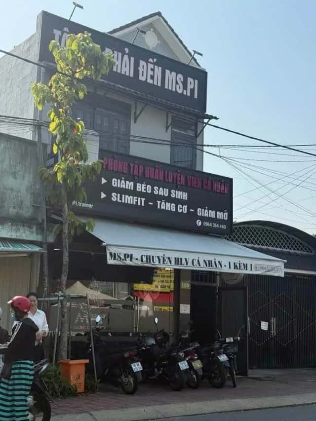 Bán nhà mặt tiền Đình Thần Phú Thuận Thành phố Thủ Dầu Một, Bình Dương – 2 phòng ngủ, giá 7.8 tỷ Bán nhà mặt tiền Đình Thần Phú Thuận Thành phố Thủ Dầu Một, Bình Dương – 2 phòng ngủ, giá 7.8 tỷ