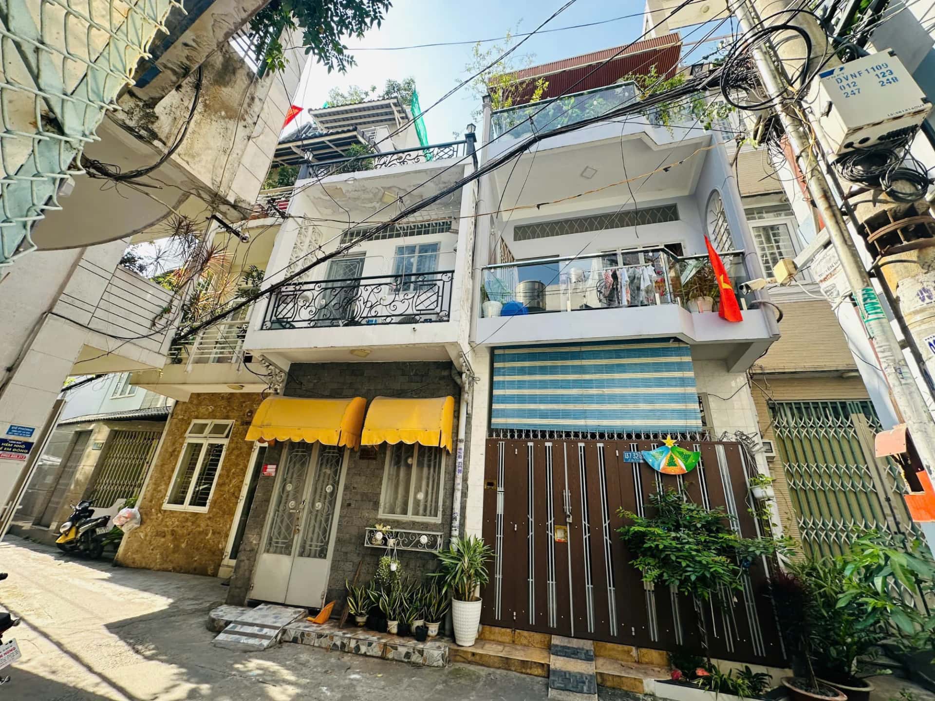 Bán nhà hẻm 137/32/33 Đường Lê Văn Sỹ Quận Phú Nhuận, TP.HCM – 2 phòng ngủ, giá 6.3 tỷ