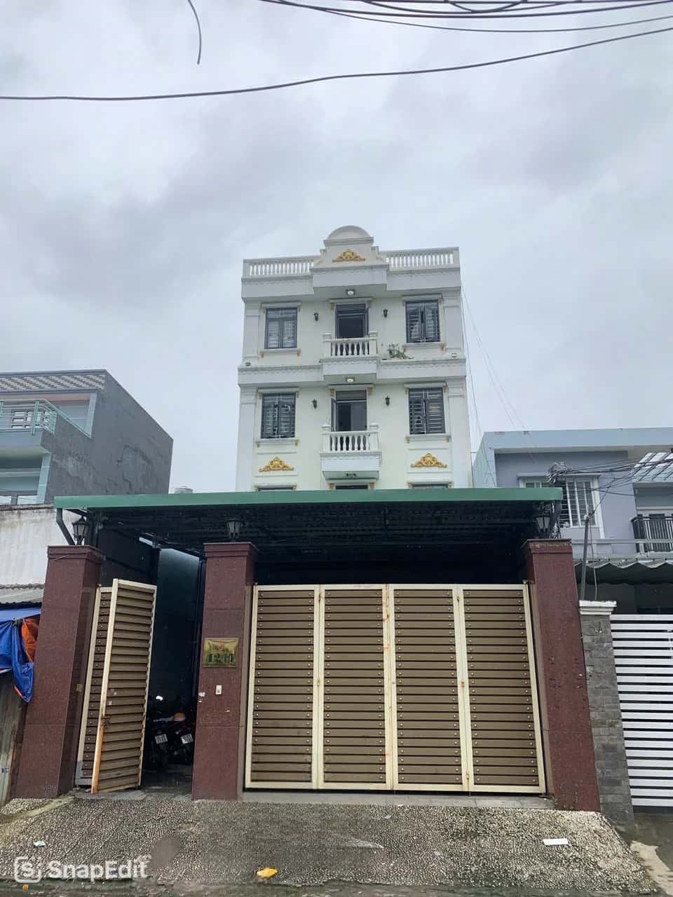 Bán nhà mặt tiền 121I đường số 11, KP9 Thành phố Thủ Đức, TP.HCM – 36 phòng ngủ, giá 37.5 tỷ