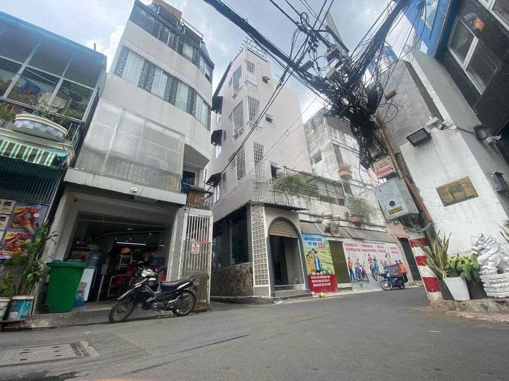 Bán nhà mặt tiền Đường Thích Quảng Đức Quận Phú Nhuận, TP.HCM – 5 phòng ngủ, giá 23 tỷ