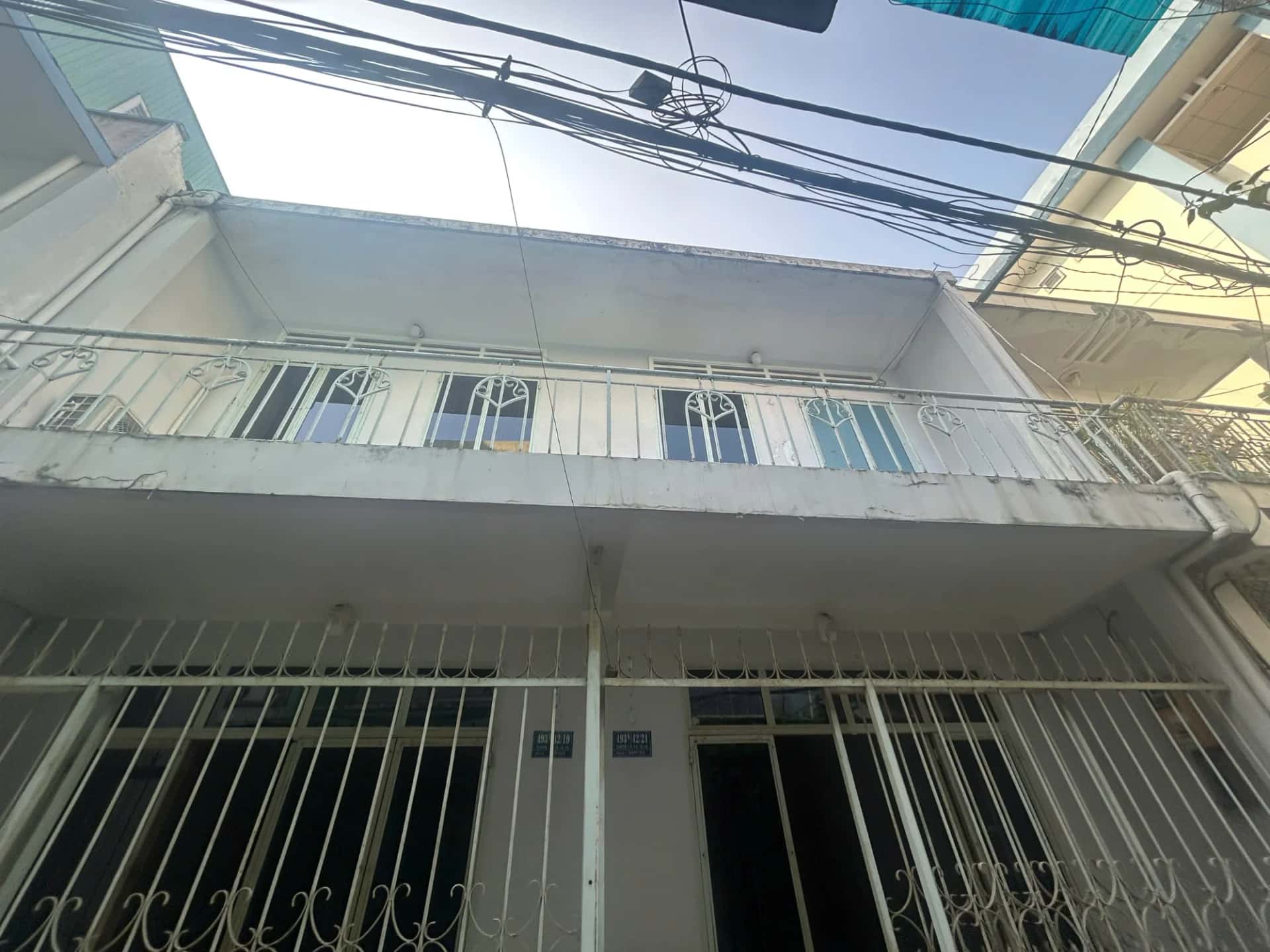 Bán nhà hẻm 493A/42/19-21 Đường Cách Mạng Tháng Tám Quận 10, TP.HCM – 2 phòng ngủ, giá 13.5 tỷ