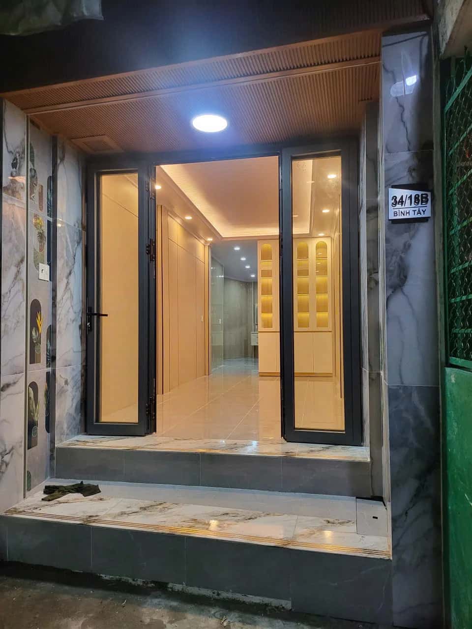 Bán nhà hẻm 34/18B Đường Bình Tây Quận 6, TP.HCM – 2 phòng ngủ, giá 5.4 tỷ