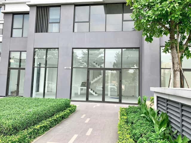 Bán căn hộ chung cư Khu nhà ở cao tầng Công ty Saphire, 454 Võ Chí Công Thành phố Thủ Đức, TP.HCM – 4 phòng ngủ, giá 12 tỷ