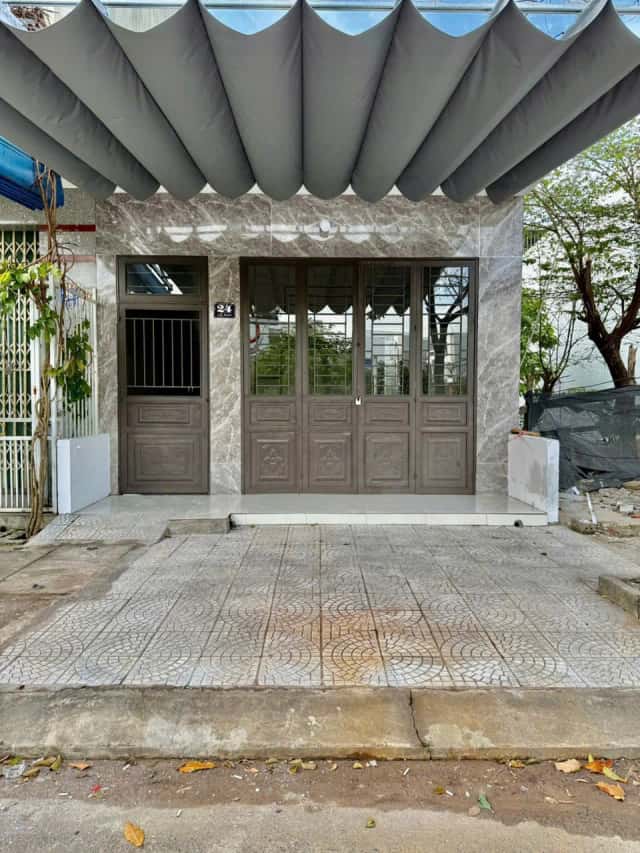 Bán nhà mặt tiền Lê Sao Quận Liên Chiểu, TP. Đà Nẵng – 4 phòng ngủ, giá 5 tỷ