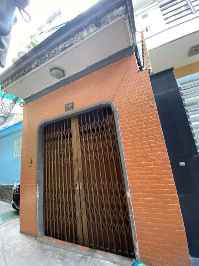 Bán nhà hẻm Hòa Hưng Quận 10, TP.HCM – 2 phòng ngủ, giá 5.5 tỷ