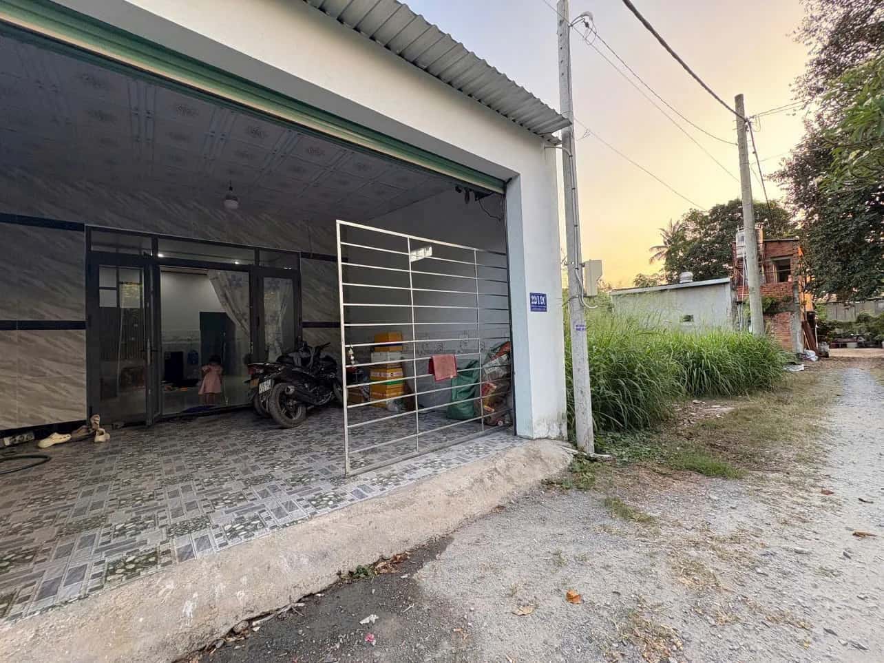 Bán nhà hẻm Tỉnh lộ 15, ấp Phú Thuận Huyện Củ Chi, TP.HCM – 2 phòng ngủ, giá 2.1 tỷ