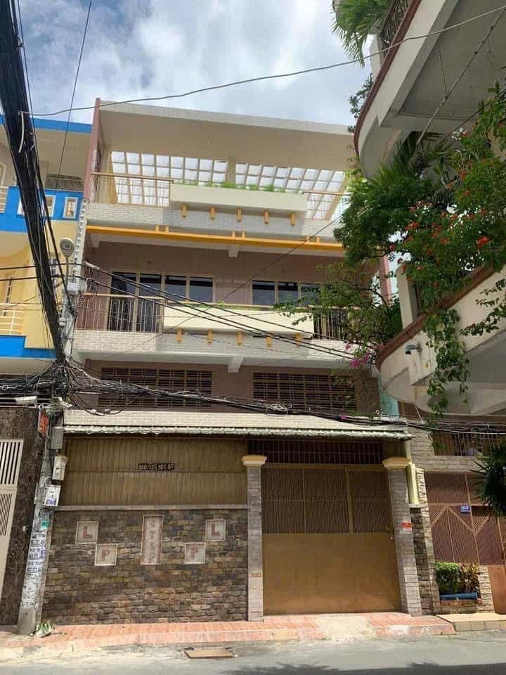 Bán nhà hẻm Lạc Long Quân Quận 11, TP.HCM – 3 phòng ngủ, giá 17.2 tỷ