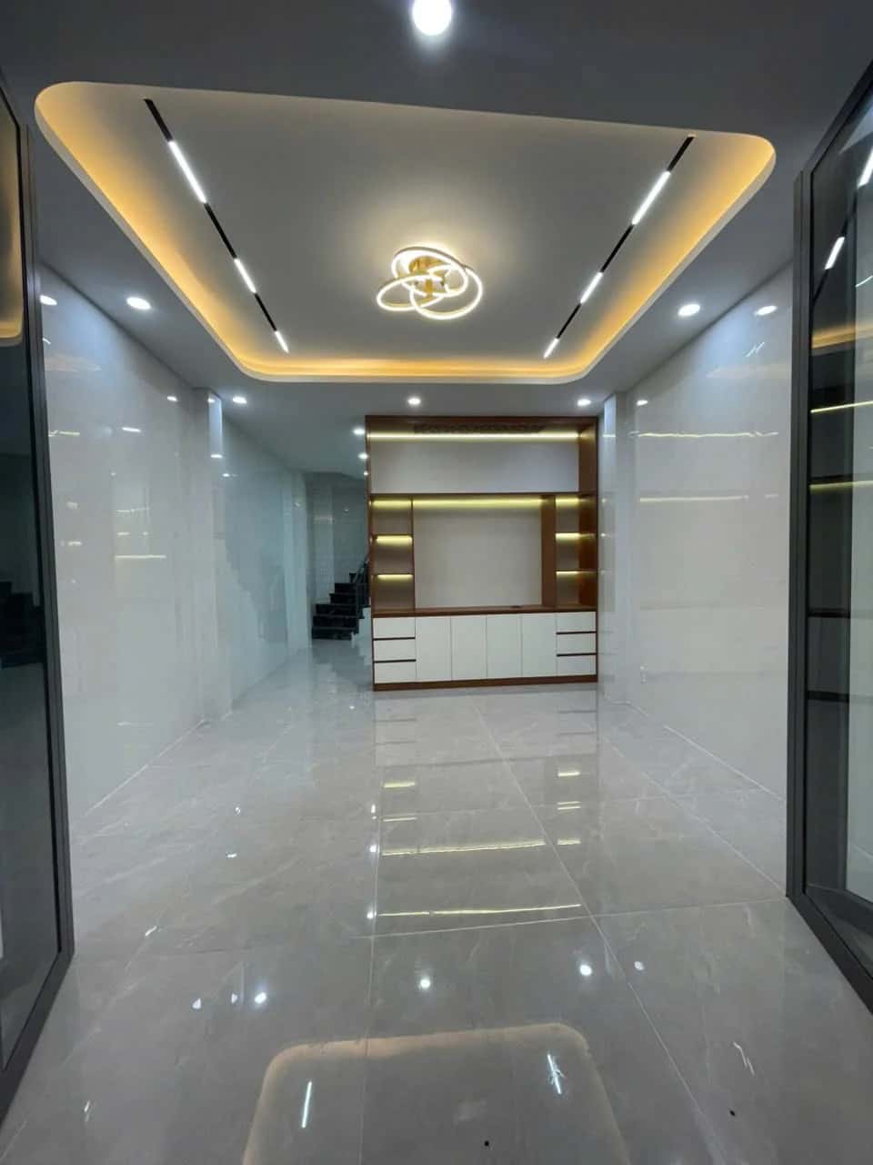 Bán nhà mặt tiền Phú Hòa Quận Tân Bình, TP.HCM – 2 phòng ngủ, giá 5.4 tỷ