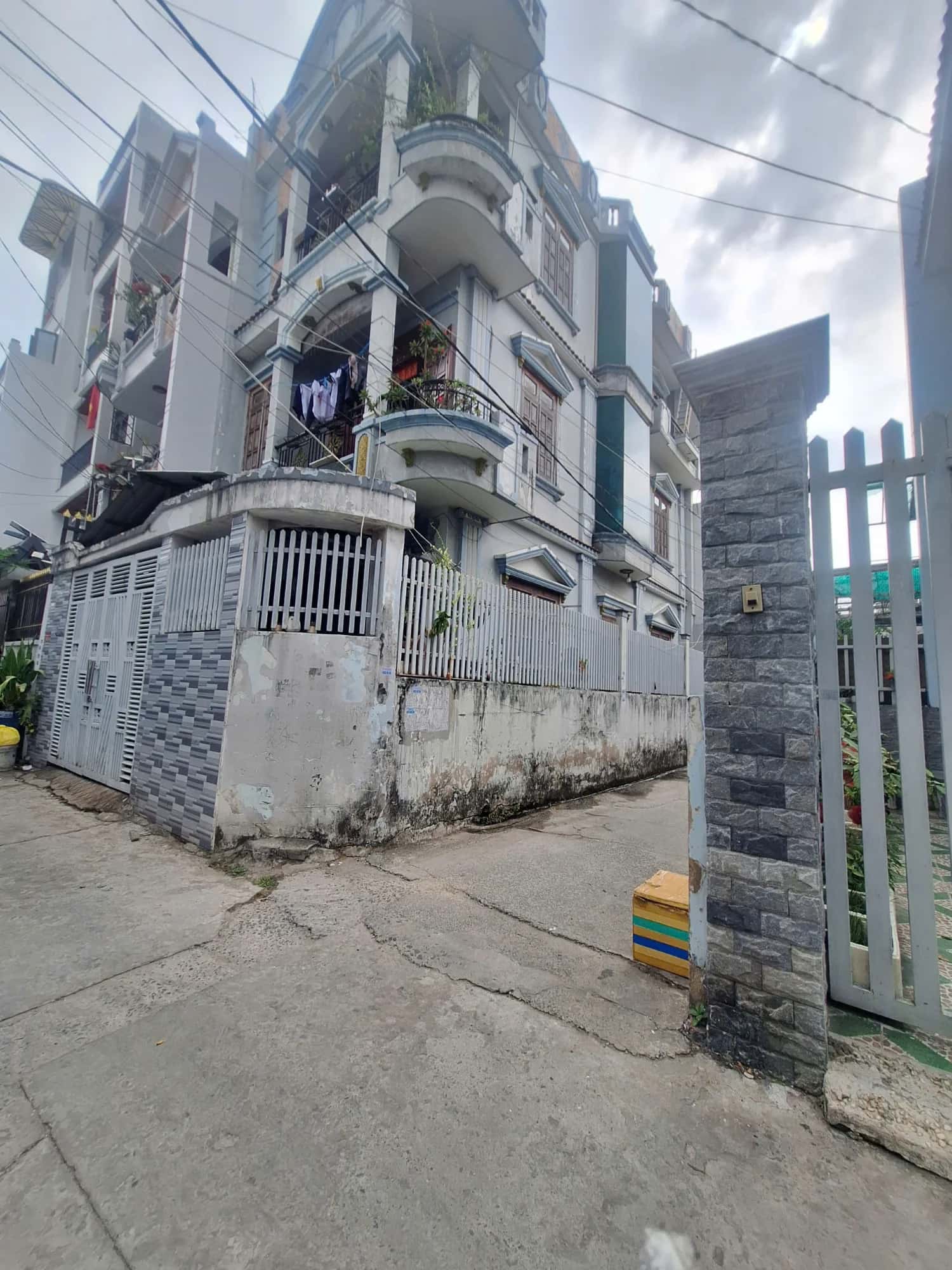 Bán nhà hẻm Tân Chánh Hiệp 24 Quận 12, TP.HCM – 3 phòng ngủ, giá 5.6 tỷ