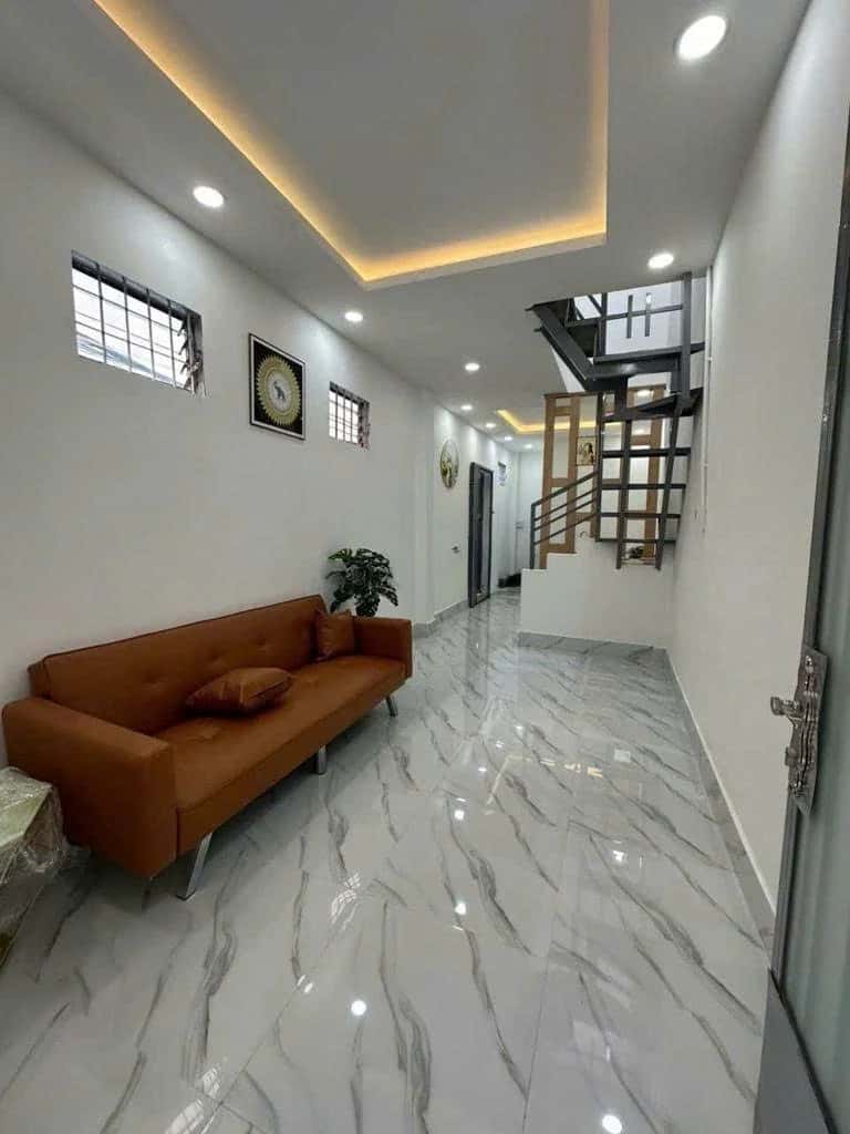 Bán nhà hẻm Trần Phú  Quận 5, TP.HCM – 2 phòng ngủ, giá 4.3 tỷ
