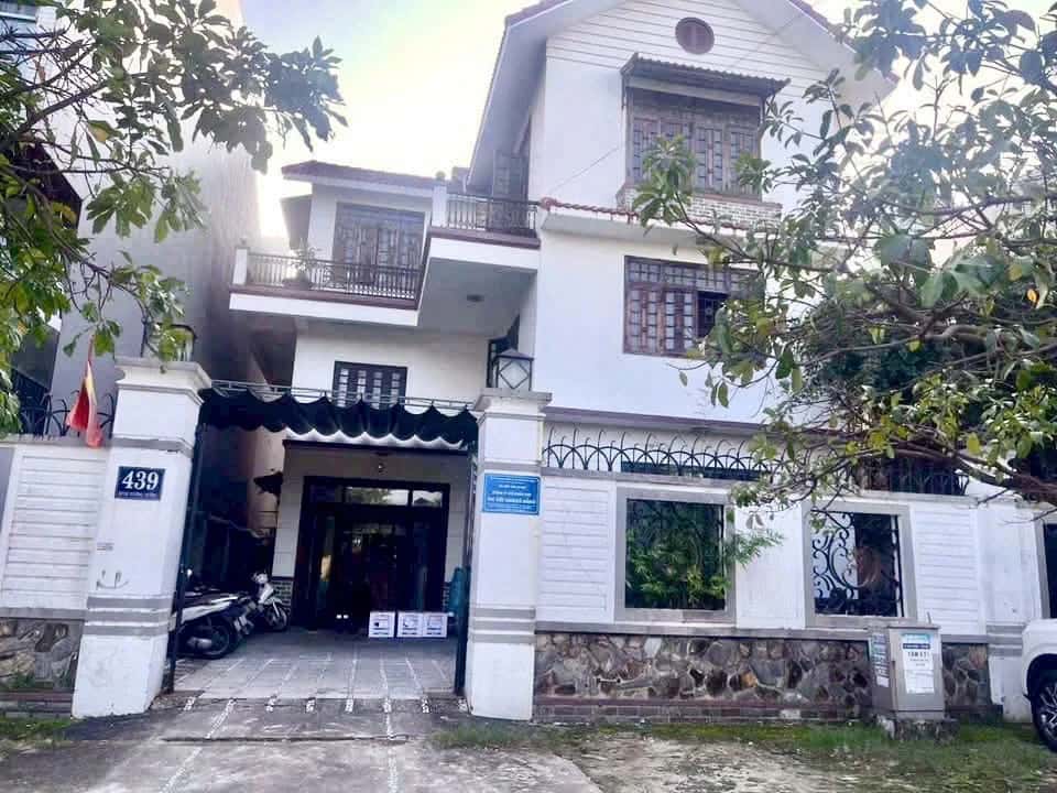 Bán nhà mặt tiền Kinh Dương Vương Quận Liên Chiểu, TP. Đà Nẵng – 5 phòng ngủ, giá 22.5 tỷ
