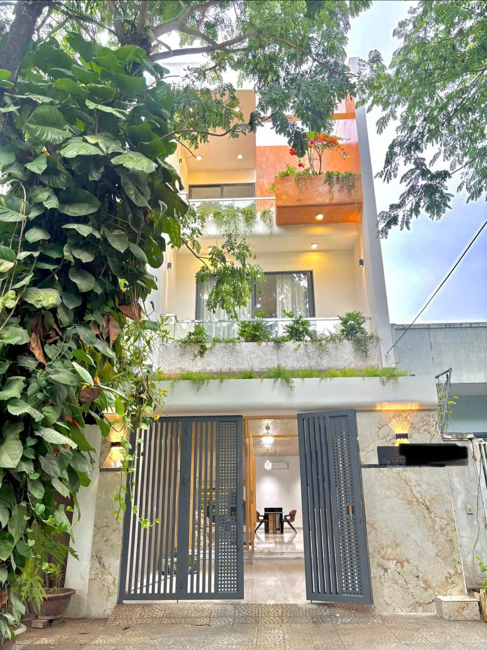 Bán nhà mặt tiền Tôn Thất Dương Kỵ Quận Cẩm Lệ, TP. Đà Nẵng – 4 phòng ngủ, giá 9.4 tỷ
