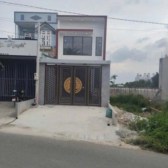 Bán nhà mặt tiền đường số 5 Huyện Củ Chi, TP.HCM – 3 phòng ngủ, giá 4 tỷ