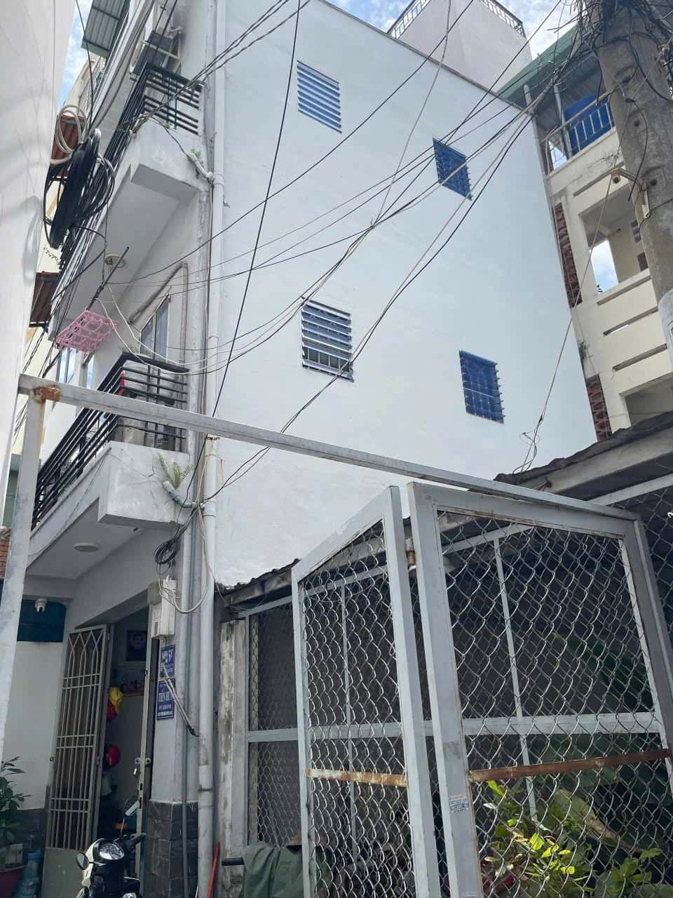 Bán nhà hẻm  Thích Quảng Đức Quận Phú Nhuận, TP.HCM – 2 phòng ngủ, giá 3.5 tỷ