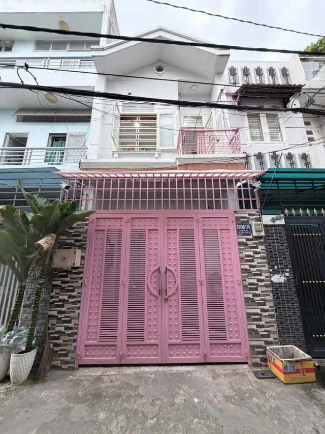 Bán nhà hẻm Đường Nguyễn Hữu Tiến Quận Tân Phú, TP.HCM – 2 phòng ngủ, giá 5.5 tỷ