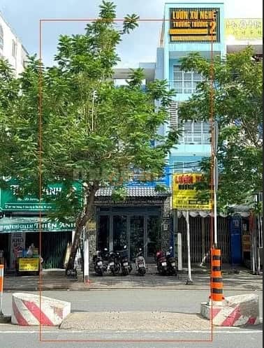 Bán nhà mặt tiền Đường Bờ Bao Tân Thắng Quận Tân Phú, Hồ Chí Minh – 3 phòng ngủ, giá 20.5 tỷ