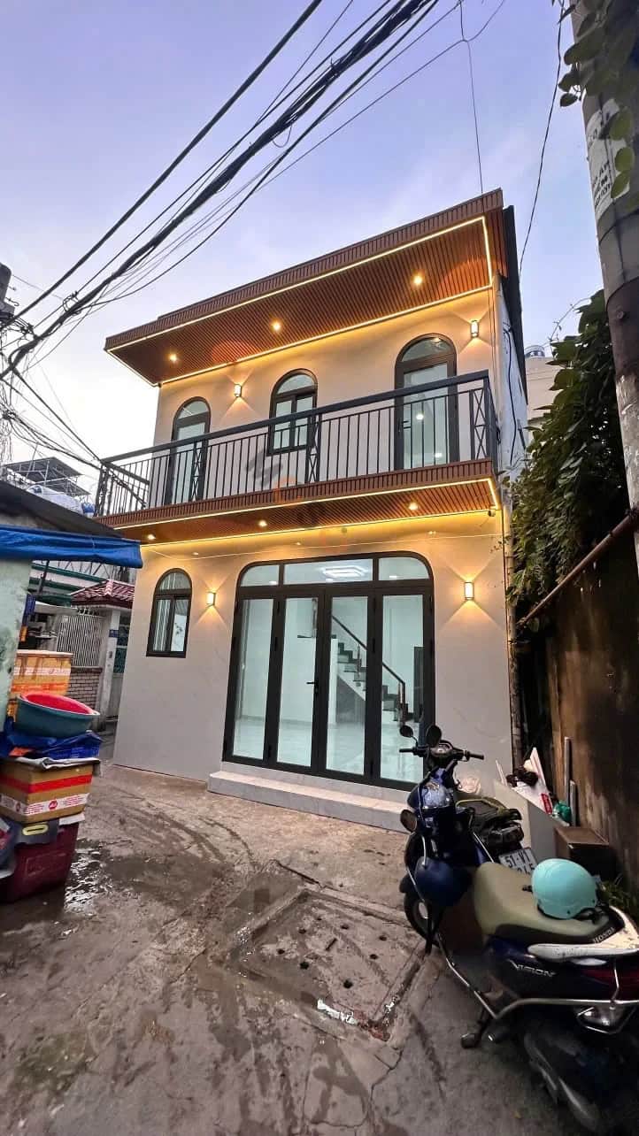 Bán nhà hẻm 8/4 Lý Thường Kiệt Quận Gò Vấp, TP.HCM – 2 phòng ngủ, giá 4.8 tỷ