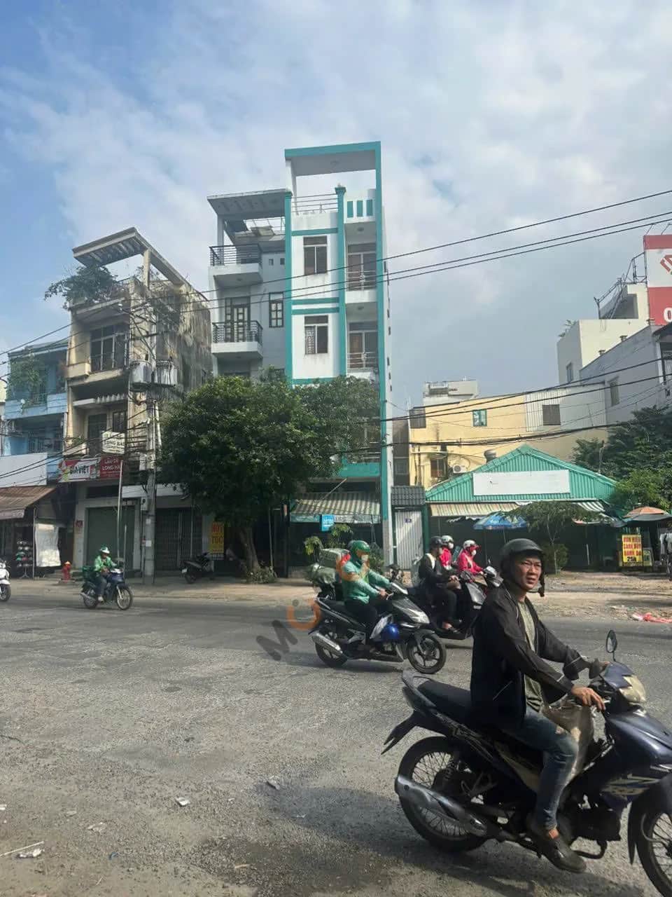 Bán nhà mặt tiền Xuân Hồng Quận Tân Bình, TP.HCM – 4 phòng ngủ, giá 16.6 tỷ