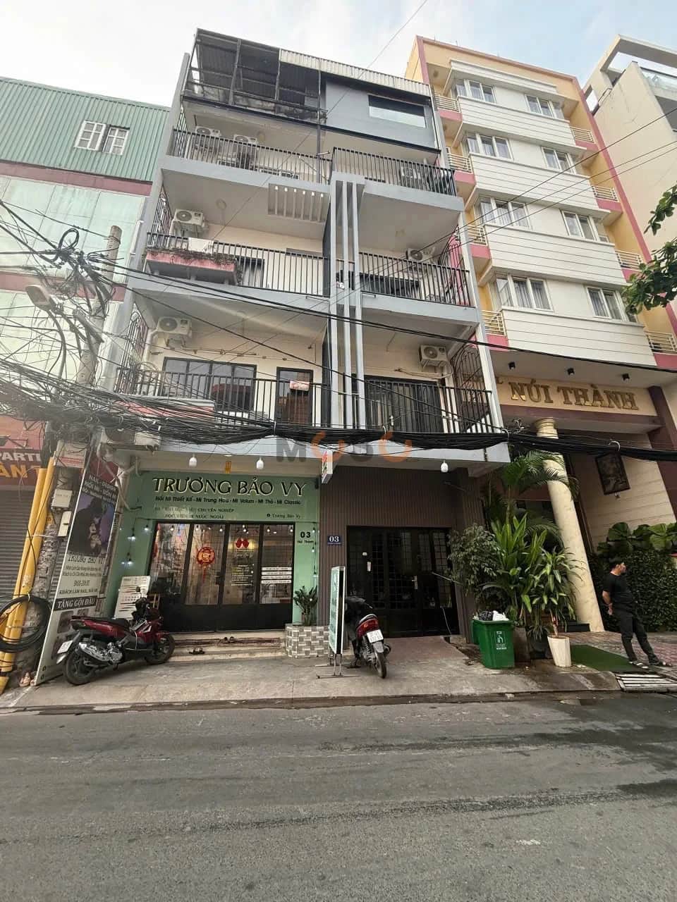 Bán nhà mặt tiền Núi Thành  Quận Tân Bình, TP.HCM – 10 phòng ngủ, giá 26.5 tỷ