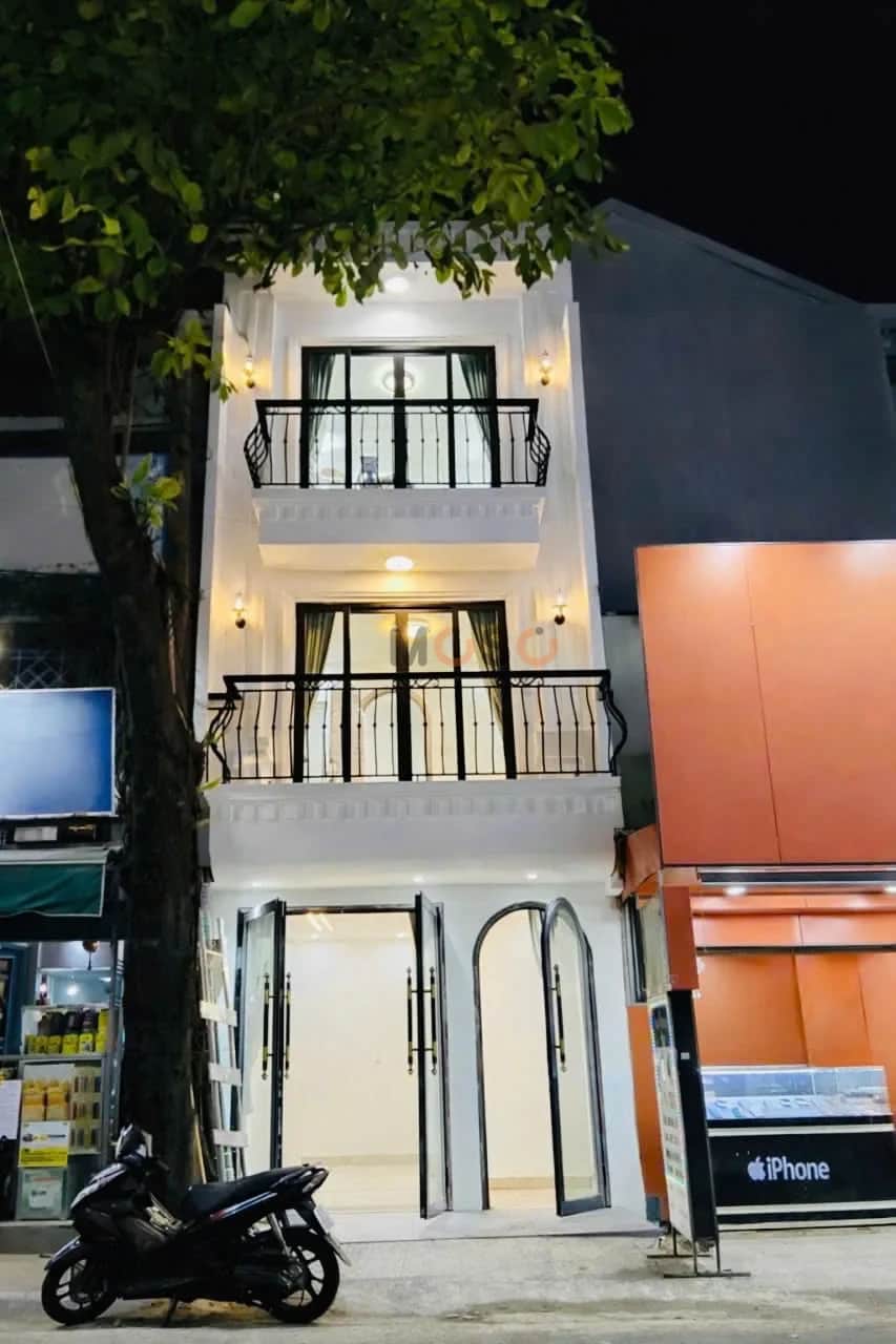 Bán nhà mặt tiền Văn Cao Quận Tân Phú, TP.HCM – 2 phòng ngủ, giá 3.4 tỷ