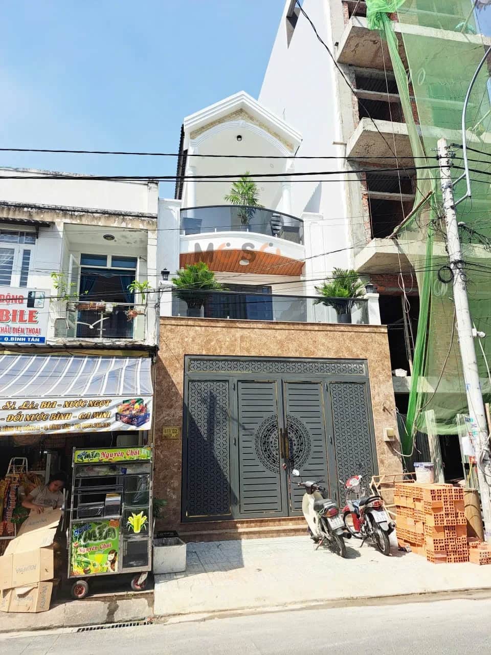 Bán nhà hẻm 413/82 Lê Văn Quới Quận Bình Tân, TP.HCM – 4 phòng ngủ, giá 13.8 tỷ