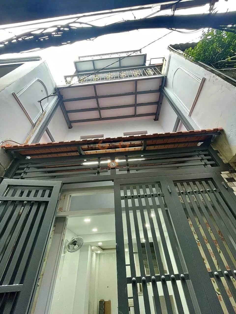 Bán nhà hẻm 116/10/3 Lê Bình Quận Tân Bình, TP.HCM – 3 phòng ngủ, giá 5.1 tỷ Bán nhà hẻm 116/10/3 Lê Bình Quận Tân Bình, TP.HCM – 3 phòng ngủ, giá 5.1 tỷ