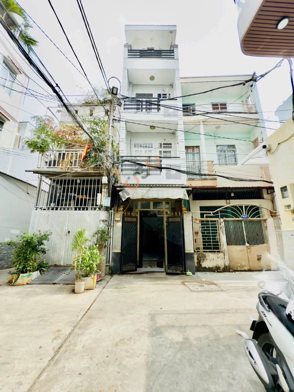 Bán nhà hẻm 907/27C Lò Gốm Quận 6, TP.HCM – 4 phòng ngủ, giá 6 tỷ