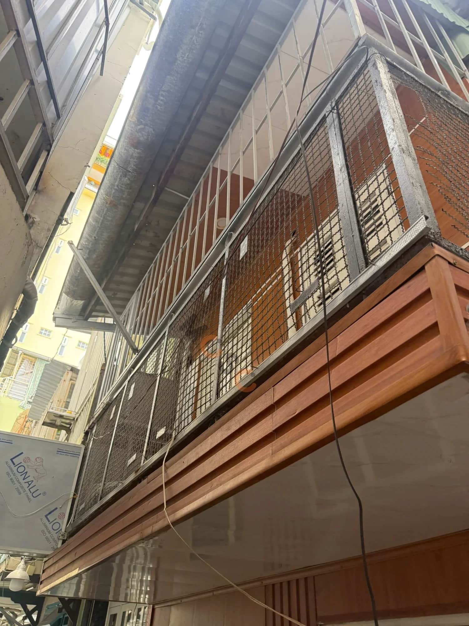 Bán nhà hẻm 205/16 Bùi Viện Quận 1, TP.HCM – 2 phòng ngủ, giá 4.7 tỷ