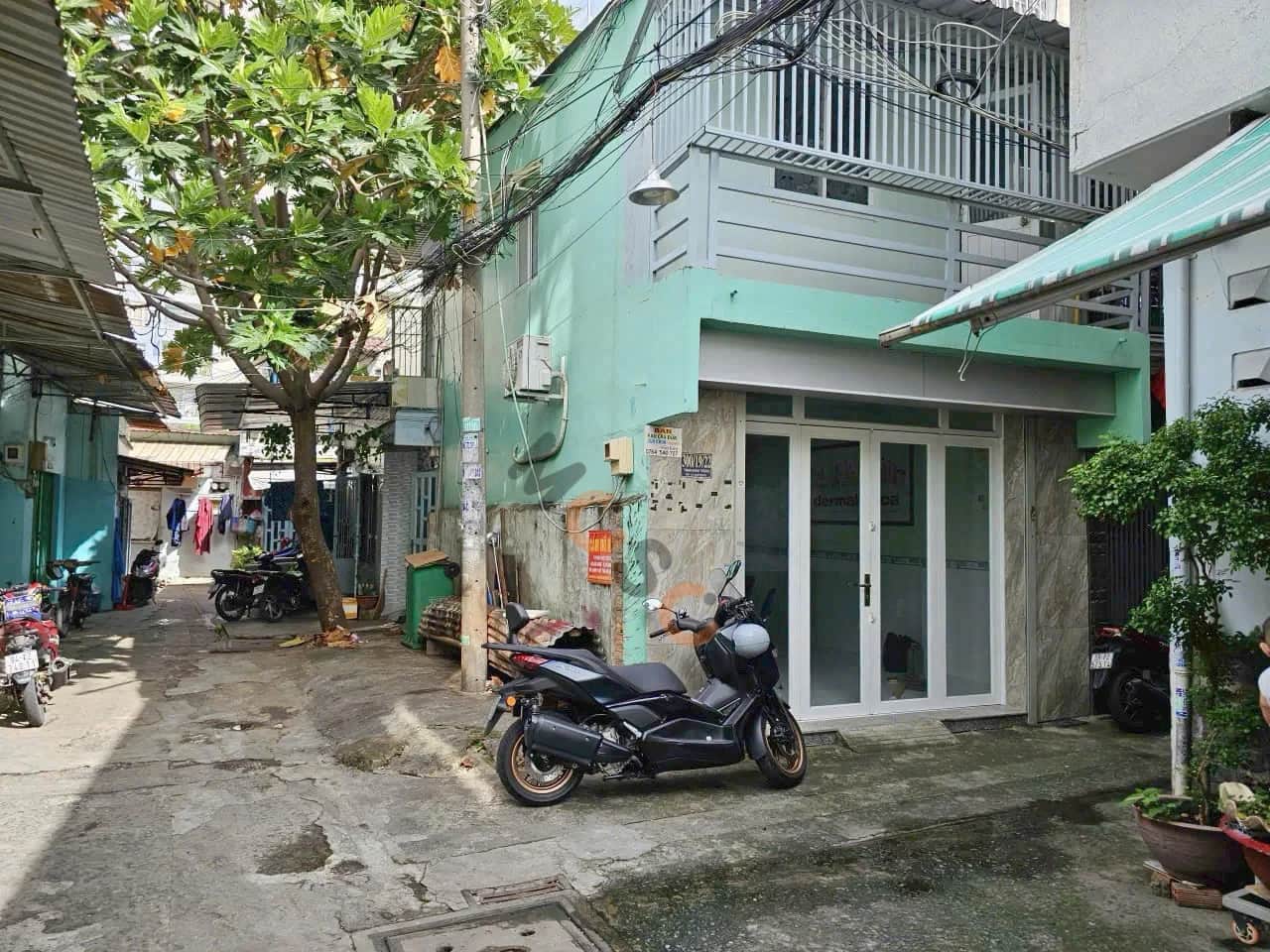 Bán nhà hẻm 300/19/22 Trịnh Đình Trọng Quận Tân Phú, TP.HCM – 2 phòng ngủ, giá 3.9 tỷ