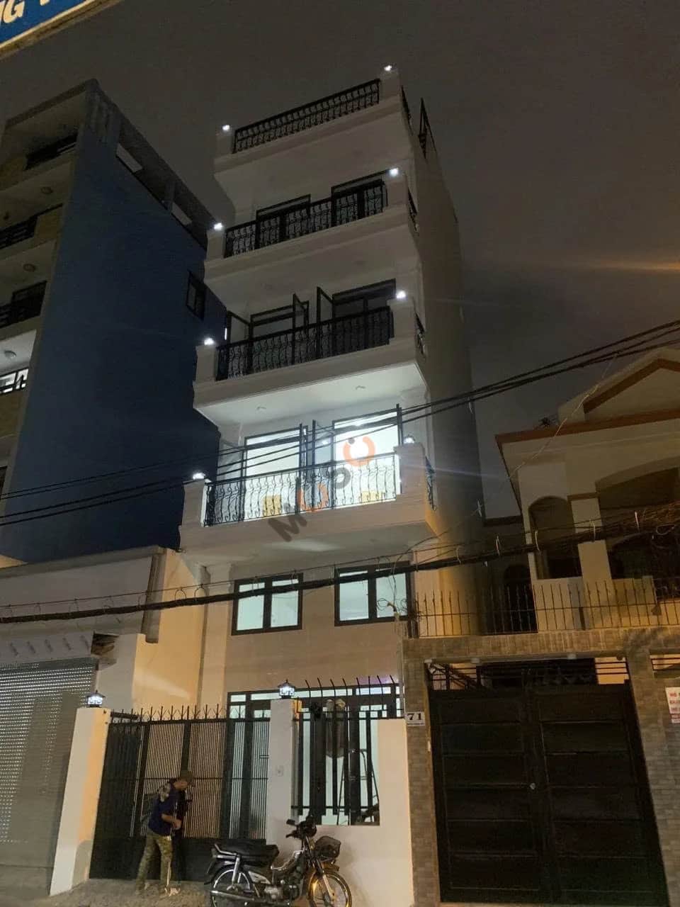 Bán nhà mặt tiền 71A Nguyễn Thượng Hiền Quận Bình Thạnh, TP.HCM – 10 phòng ngủ, giá 15.5 tỷ