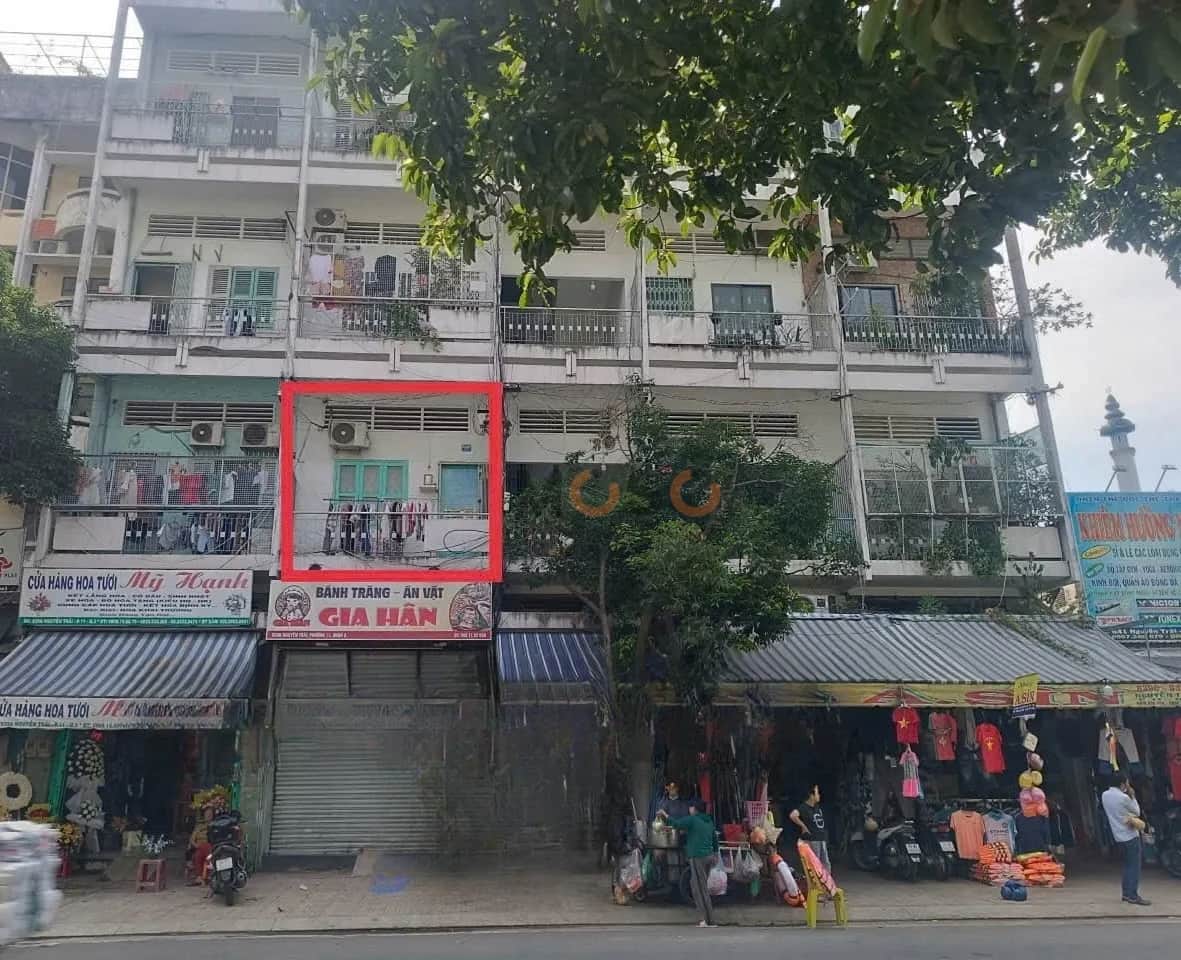 Bán căn hộ chung cư Chung Cư 639 Nguyễn Trãi Quận 5, TP.HCM – 3 phòng ngủ, giá 5.5 tỷ Bán căn hộ chung cư Chung Cư 639 Nguyễn Trãi Quận 5, TP.HCM – 3 phòng ngủ, giá 5.5 tỷ