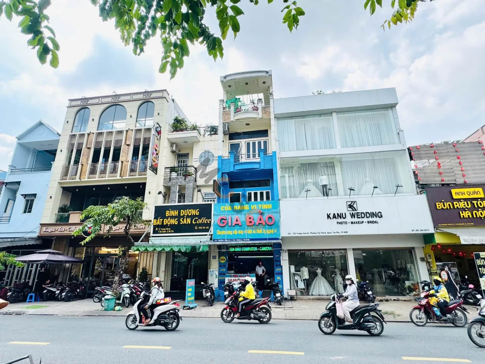 Bán nhà hẻm Trương Vĩnh Ký Quận Tân Phú, TP.HCM – 4 phòng ngủ, giá 17.5 tỷ Bán nhà hẻm Trương Vĩnh Ký Quận Tân Phú, TP.HCM – 4 phòng ngủ, giá 17.5 tỷ