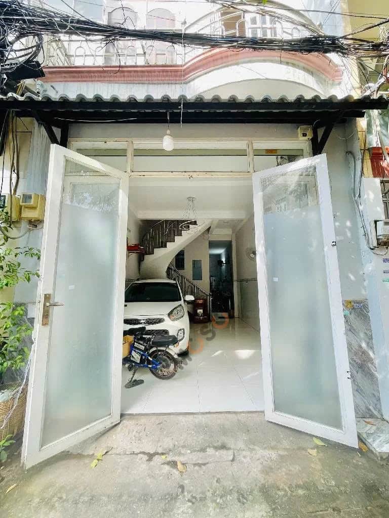 Bán nhà hẻm 33/3 đường số 1 Quận Bình Tân, TP.HCM – 2 phòng ngủ, giá 6.1 tỷ
