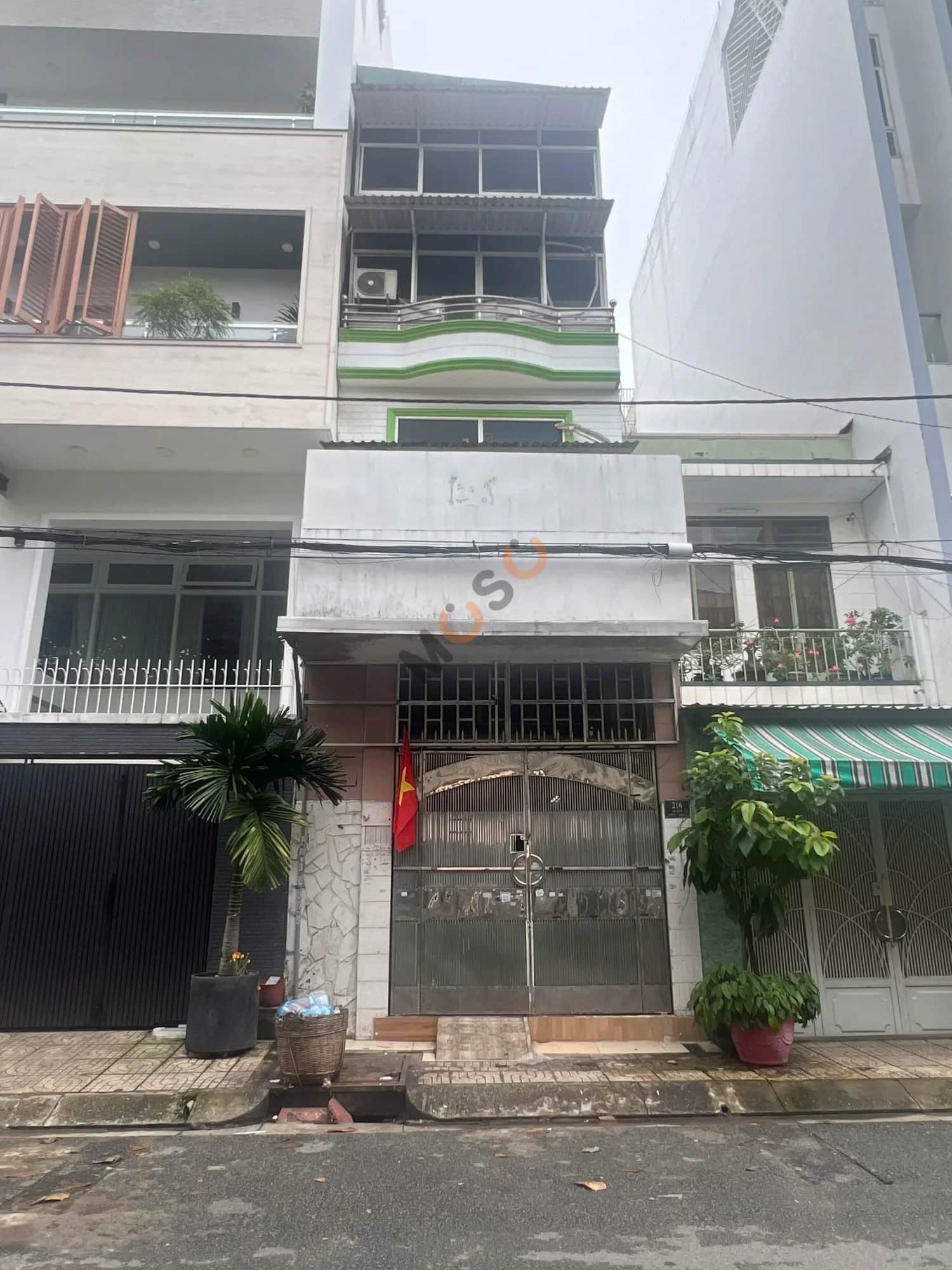 Bán nhà hẻm Đường Lê Lâm Quận Tân Phú, TP.HCM – 4 phòng ngủ, giá 9.9 tỷ Bán nhà hẻm Đường Lê Lâm Quận Tân Phú, TP.HCM – 4 phòng ngủ, giá 9.9 tỷ