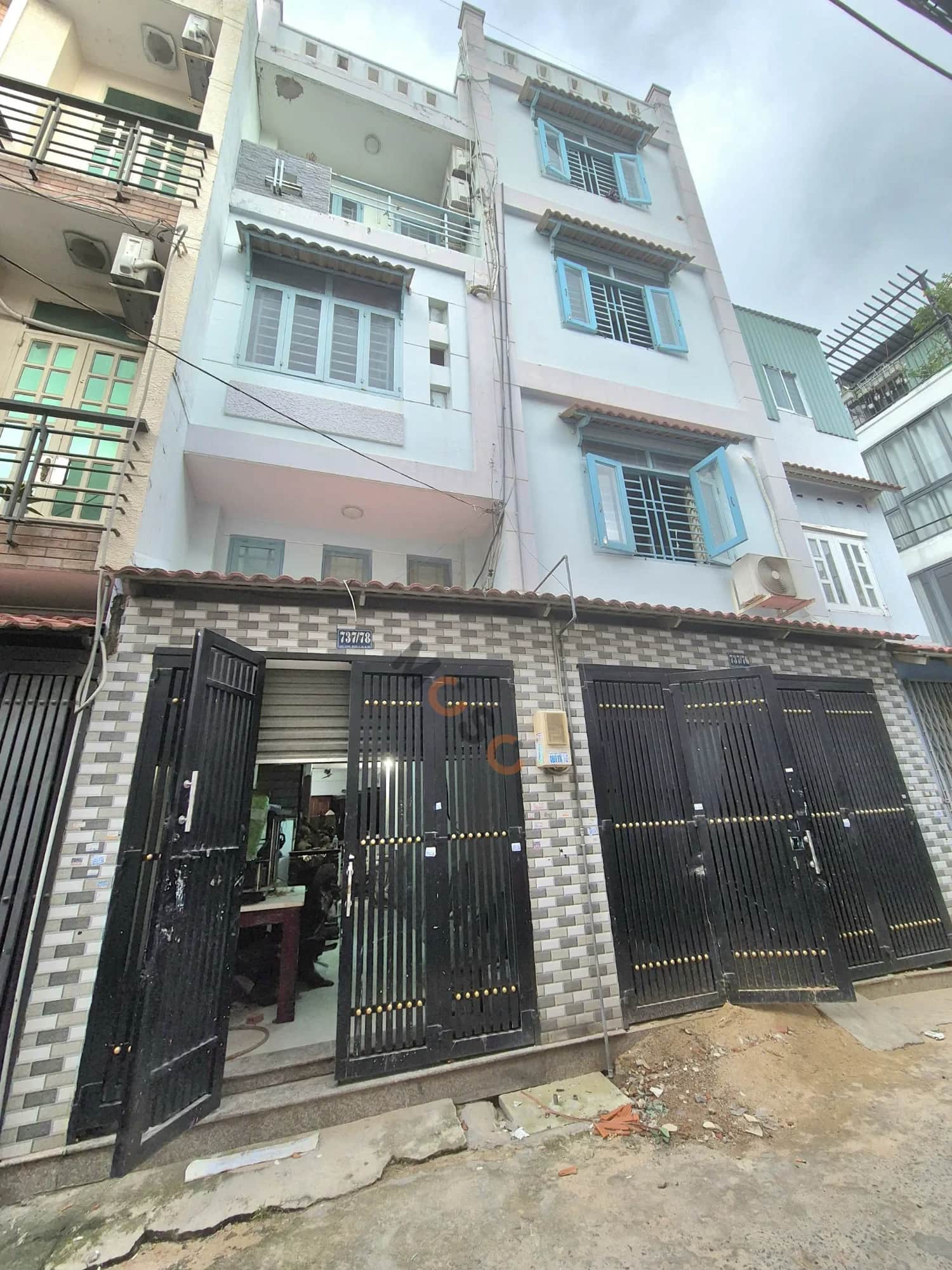 Bán nhà hẻm 737/78 Lạc Long Quân Quận Tân Bình, TP.HCM – 7 phòng ngủ, giá 5.7 tỷ Bán nhà hẻm 737/78 Lạc Long Quân Quận Tân Bình, TP.HCM – 7 phòng ngủ, giá 5.7 tỷ