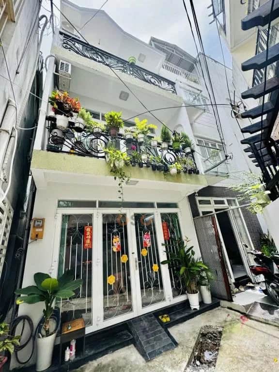 Bán nhà hẻm 463/8 Đường Huỳnh Văn Bánh Quận Phú Nhuận, TP.HCM – 4 phòng ngủ, giá 9.6 tỷ