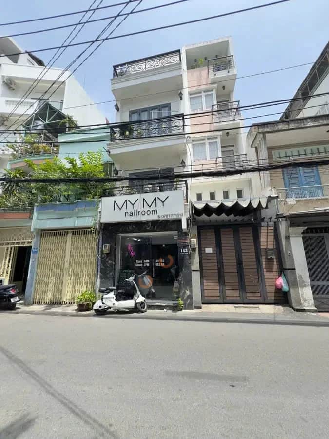 Bán nhà mặt tiền Đường Nguyễn Thượng Hiền Quận Phú Nhuận, TP.HCM – 5 phòng ngủ, giá 11.8 tỷ Bán nhà mặt tiền Đường Nguyễn Thượng Hiền Quận Phú Nhuận, TP.HCM – 5 phòng ngủ, giá 11.8 tỷ