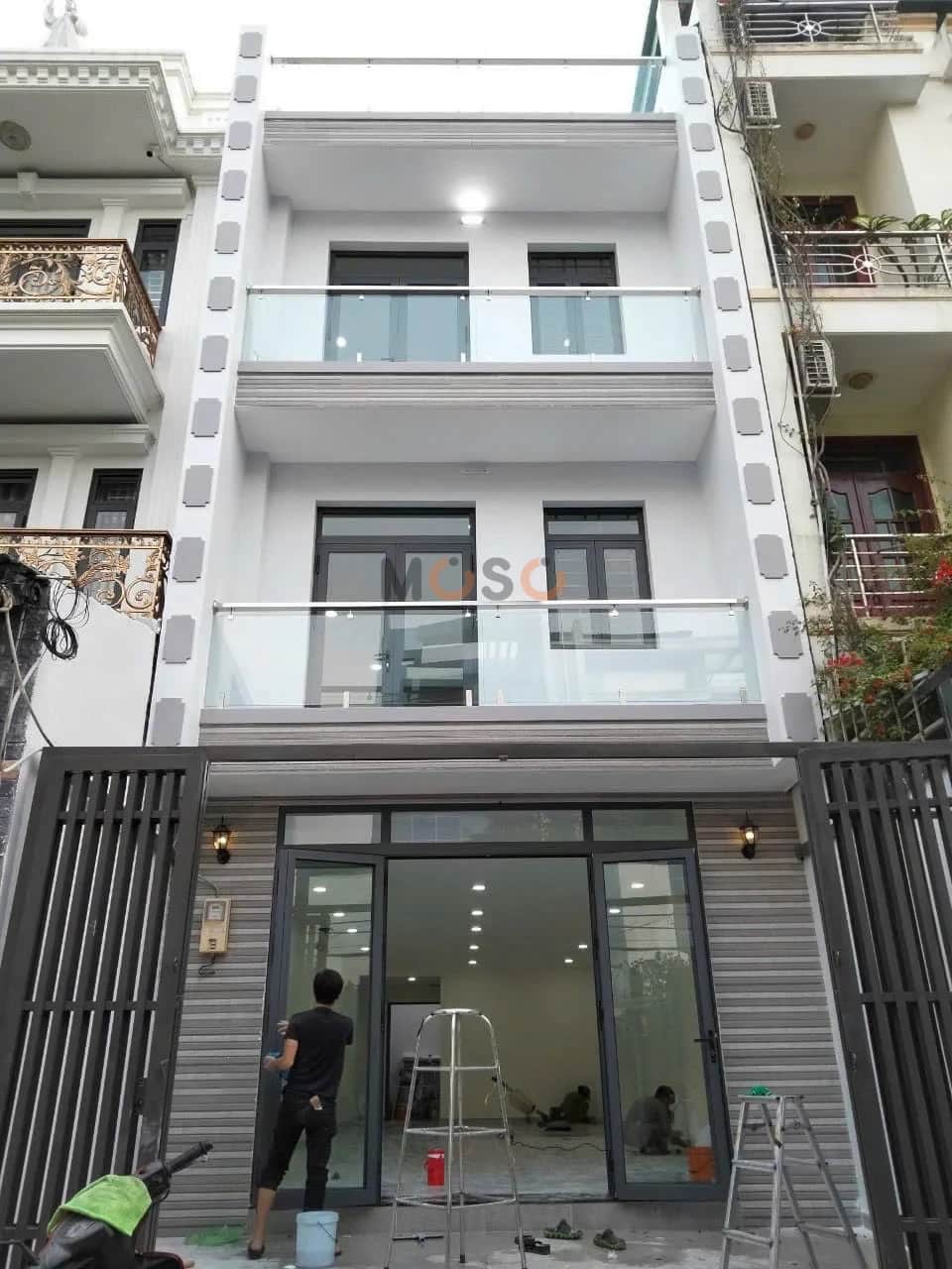 Main image