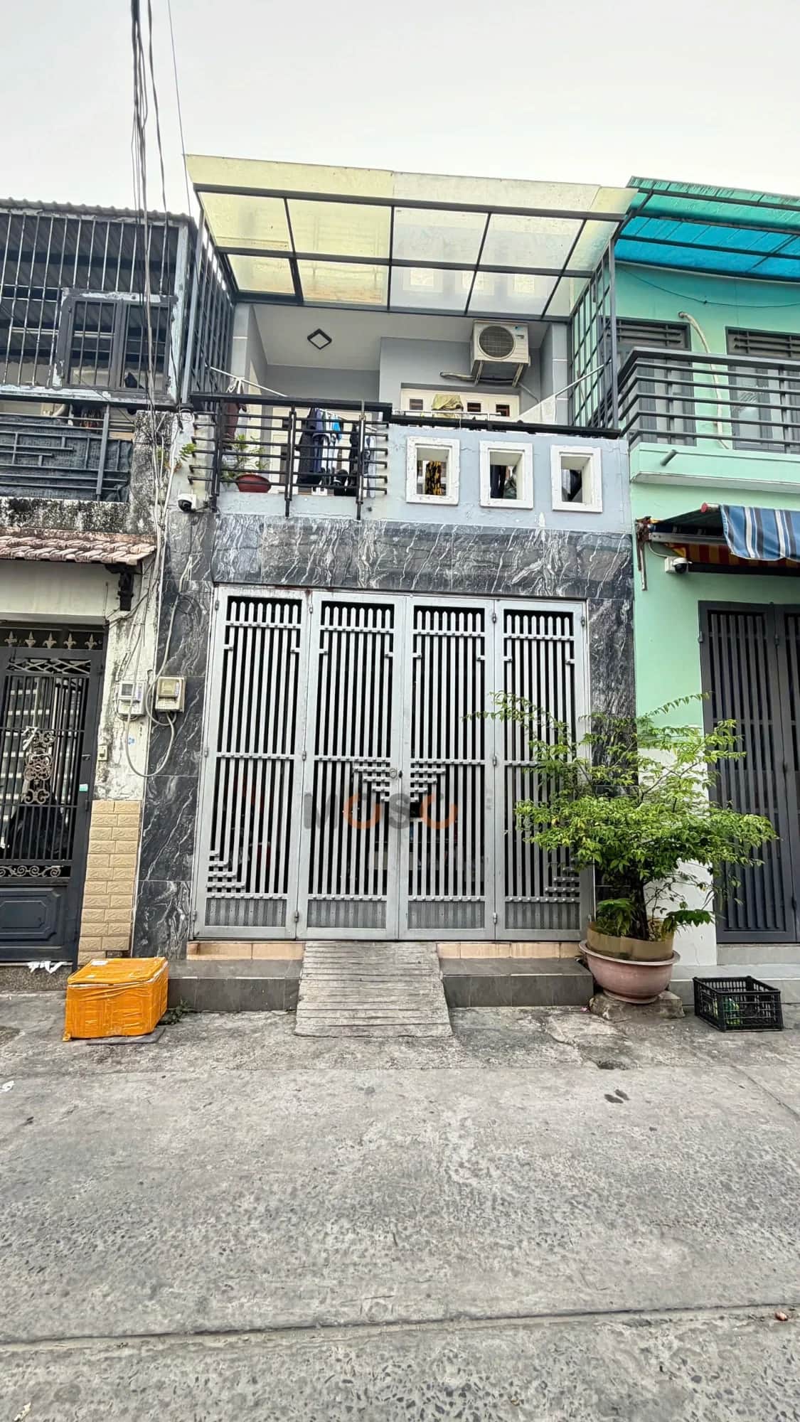 Bán nhà hẻm 15/24 Đường Lô Tư Quận Bình Tân, TP.HCM – 2 phòng ngủ, giá 5.3 tỷ Bán nhà hẻm 15/24 Đường Lô Tư Quận Bình Tân, TP.HCM – 2 phòng ngủ, giá 5.3 tỷ