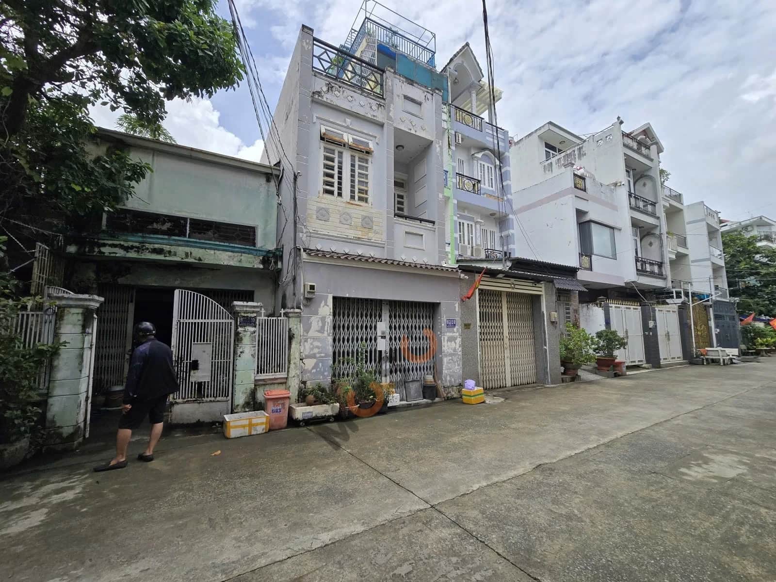 Bán nhà hẻm 933/2/10 Đường Tỉnh Lộ 10 Quận Bình Tân, TP.HCM – 2 phòng ngủ, giá 6.2 tỷ