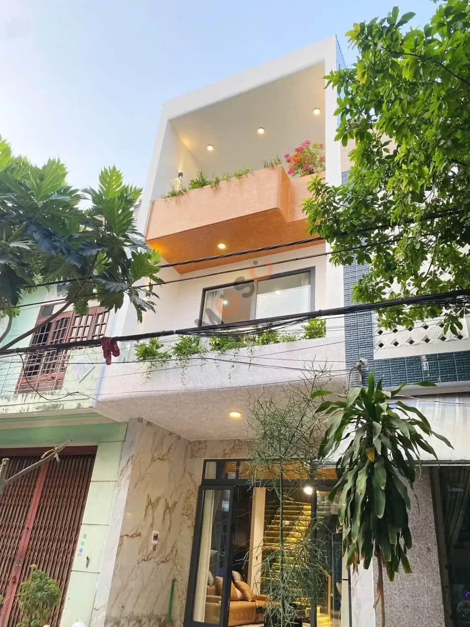 Bán nhà mặt tiền Đường Lê Thiệt Quận Liên Chiểu, TP. Đà Nẵng – 3 phòng ngủ, giá 7.6 tỷ